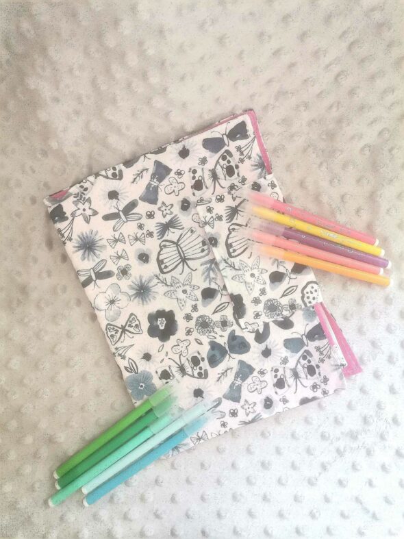 Cahier de coloriage lavable - Papillons rose